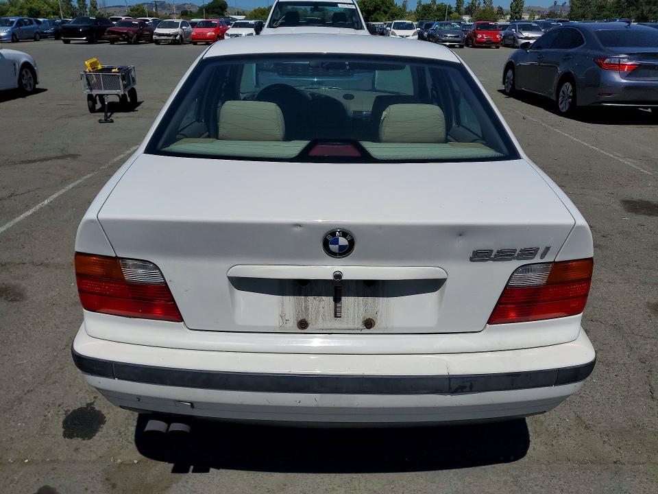 1998 Bmw 328 მანქანა იყიდება აუქციონზე, vin: WBACD432XWAV65748, აუქციონის ნომერი: 53269116