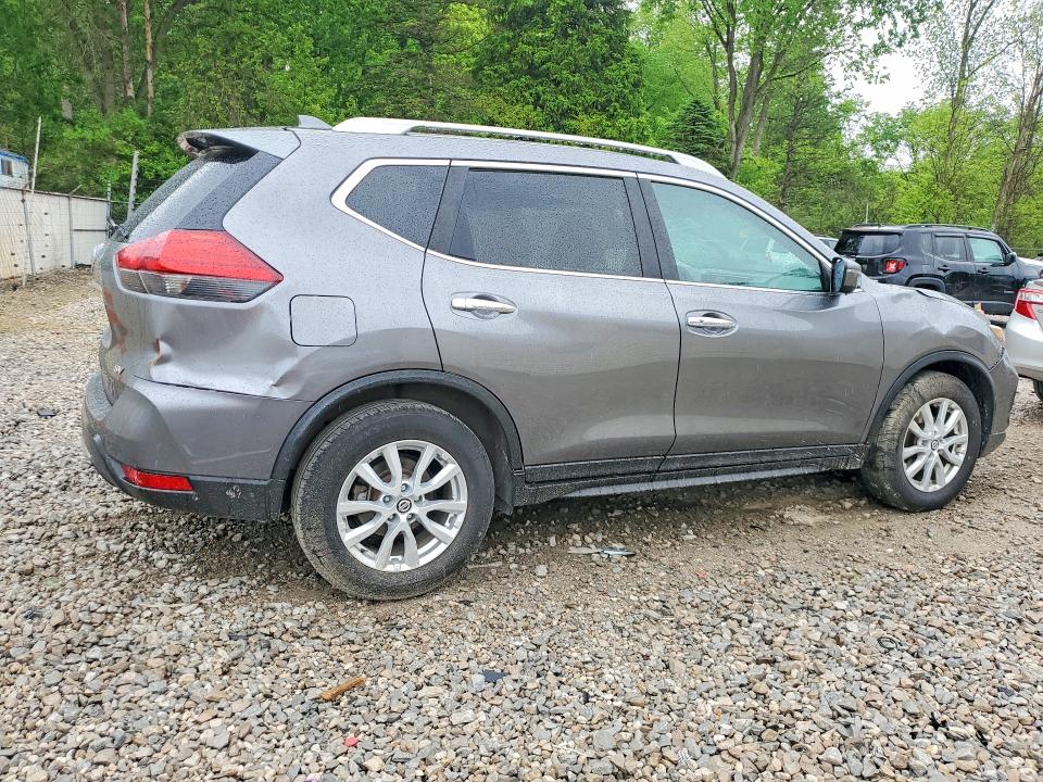 51628956 :رقم المزاد ، 5N1AT2MT0HC816000 vin ، 2017 Nissan Rogue مزاد بيع