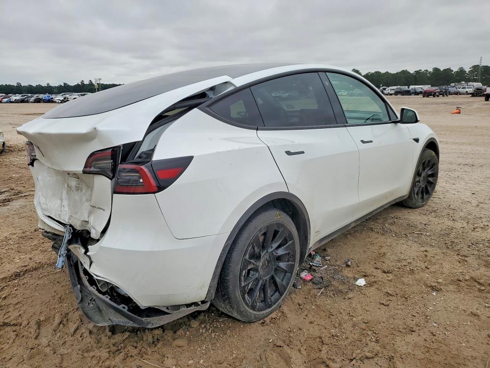 2023 Tesla Model Y მანქანა იყიდება აუქციონზე, vin: 7SAYGAEE5PF757354, აუქციონის ნომერი: 51915366
