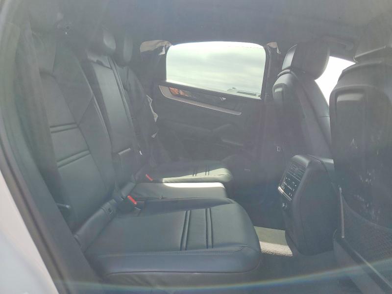 53440046 :رقم المزاد ، WP1BA2AY1RDA56488 vin ، 2024 Porsche Cayenne مزاد بيع