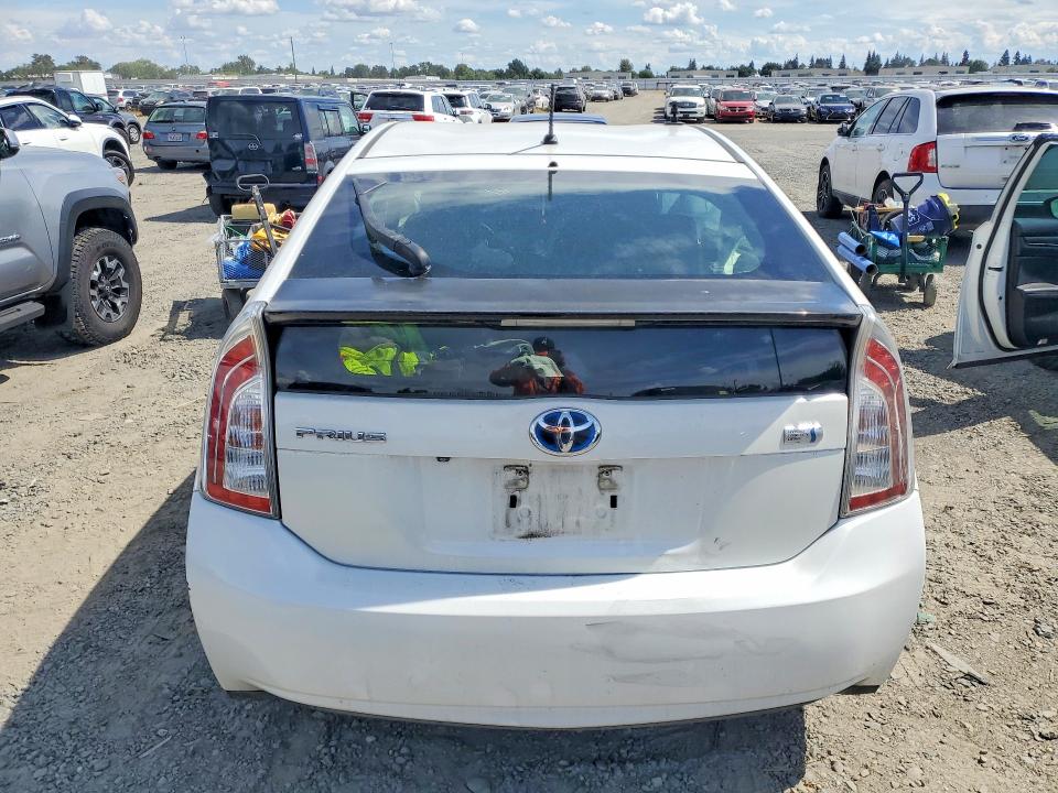 2015 Toyota Prius მანქანა იყიდება აუქციონზე, vin: JTDKN3DU2F1893235, აუქციონის ნომერი: 54337826