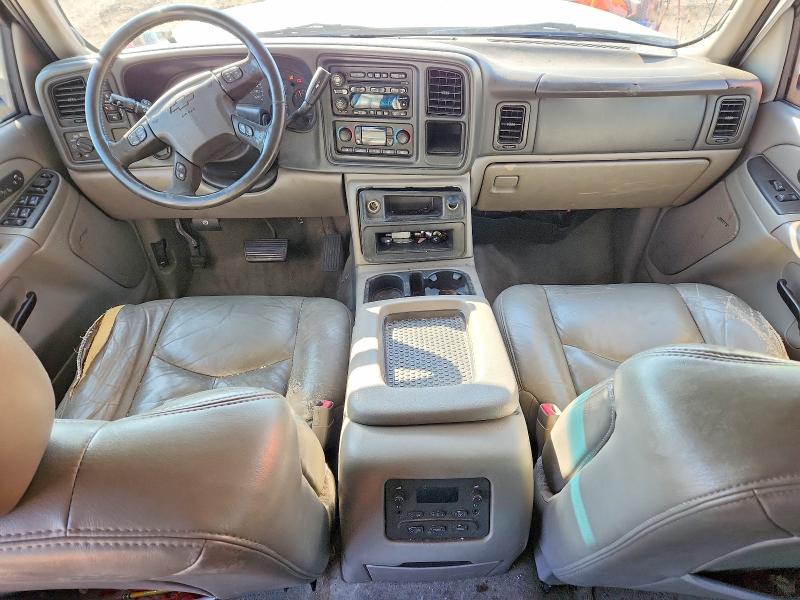 Продаж на аукціоні авто 2004 Chevrolet Suburban, vin: 1GNFK16T54J106978, номер лоту: 52430816
