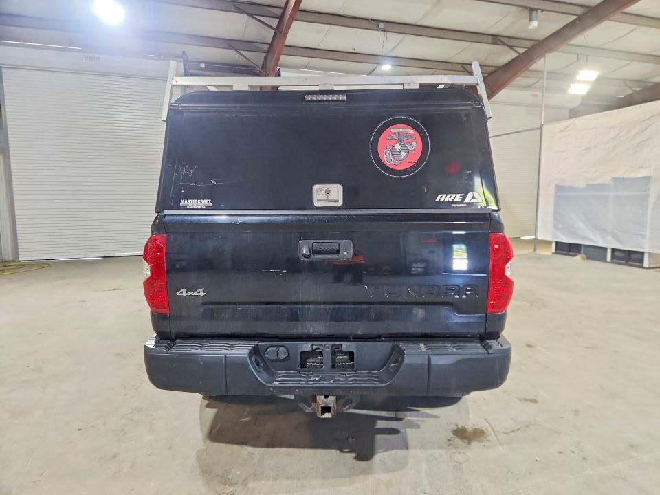 54306716 :رقم المزاد ، 5TFUM5F19KX081996 vin ، 2019 Toyota Tundra مزاد بيع