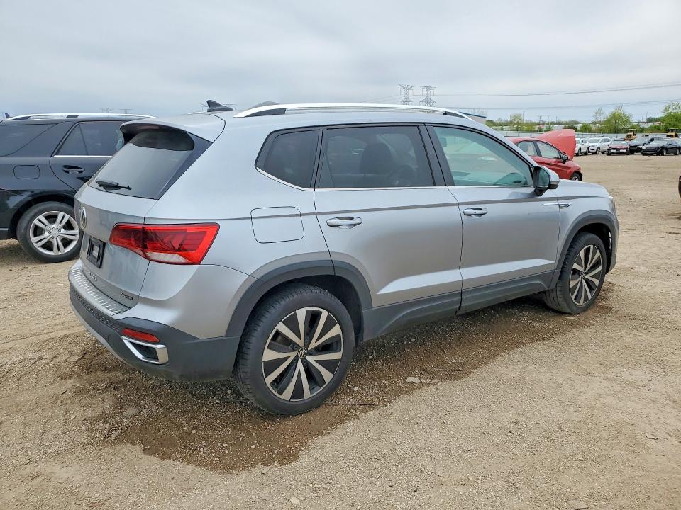 2022 Volkswagen Taos მანქანა იყიდება აუქციონზე, vin: 3VVLX7B22NM074221, აუქციონის ნომერი: 51857986