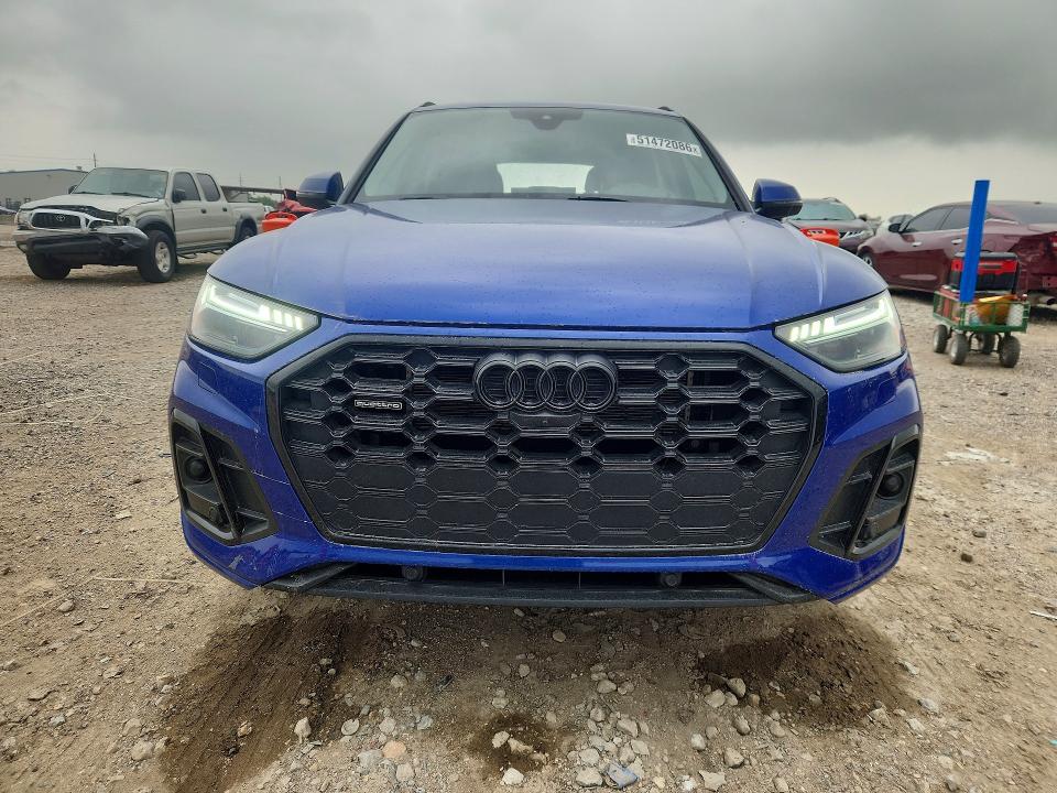 51472086 :رقم المزاد ، WA1F2AFY0P2102835 vin ، 2023 Audi Q5 E مزاد بيع