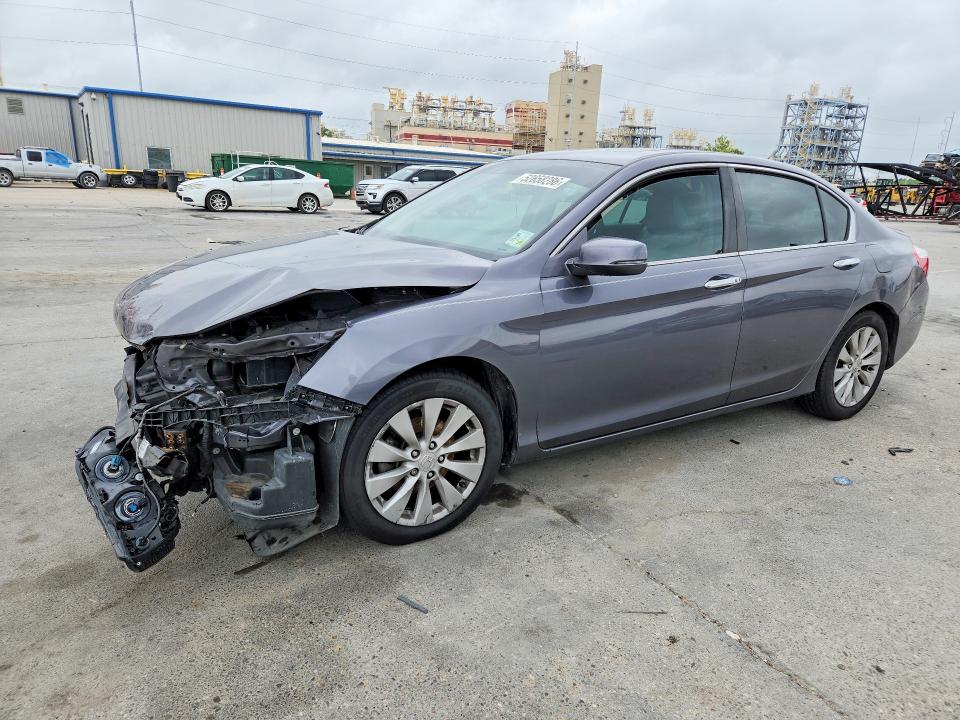 52658286 :رقم المزاد ، 1HGCR2F89FA097649 vin ، 2015 Honda Accord مزاد بيع
