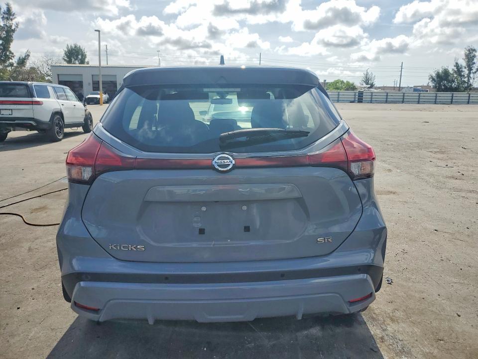 52559886 :رقم المزاد ، 3N1CP5DV2ML468075 vin ، 2021 Nissan Kicks مزاد بيع