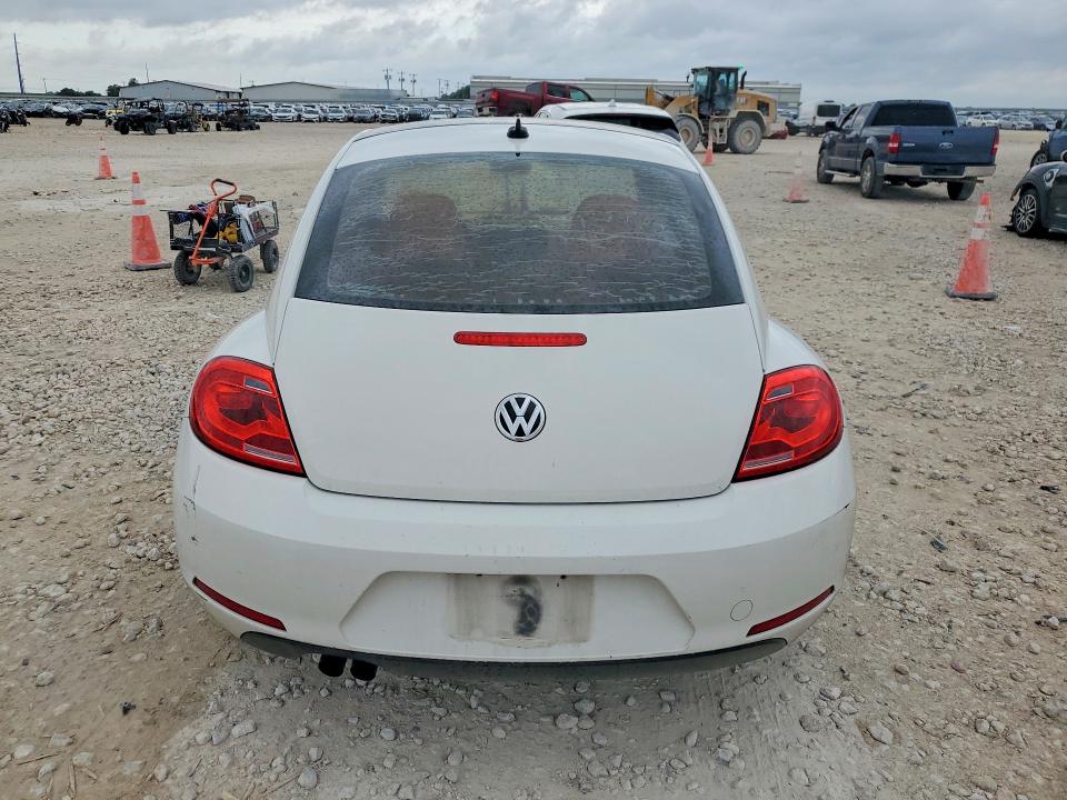 Продажа на аукционе авто 2013 Volkswagen Beetle, vin: 3VWJX7AT2DM692019, номер лота: 54300626