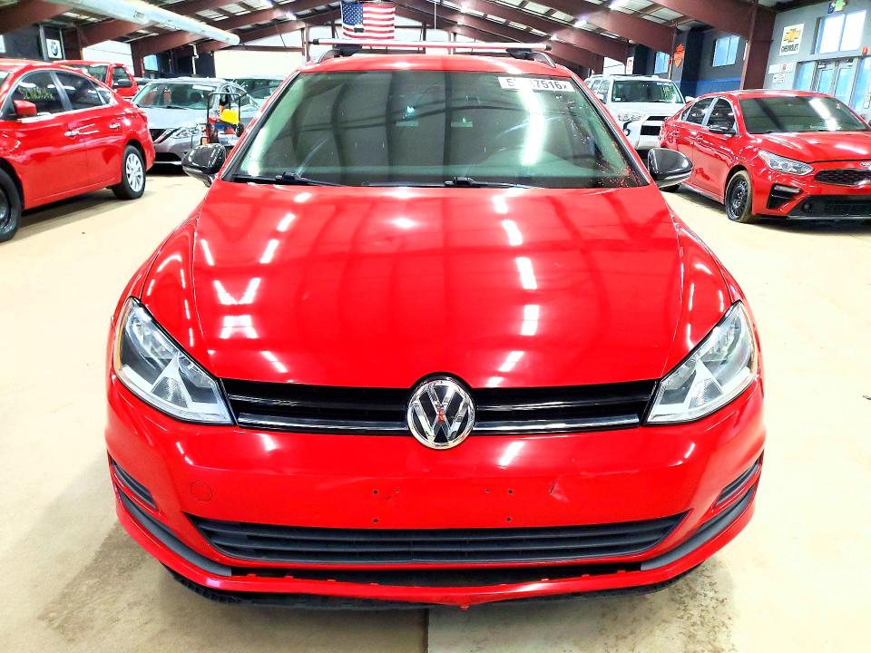 53747516 :رقم المزاد ، 3VW017AU6HM518014 vin ، 2017 Volkswagen Golf Sportwagen مزاد بيع