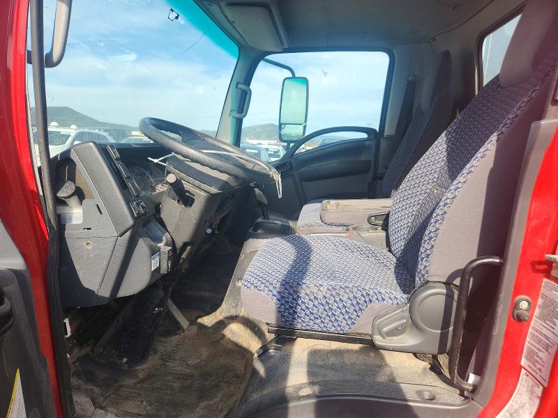 54114366 :رقم المزاد ، JALE5W162N7305218 vin ، 2022 Isuzu Nrr مزاد بيع