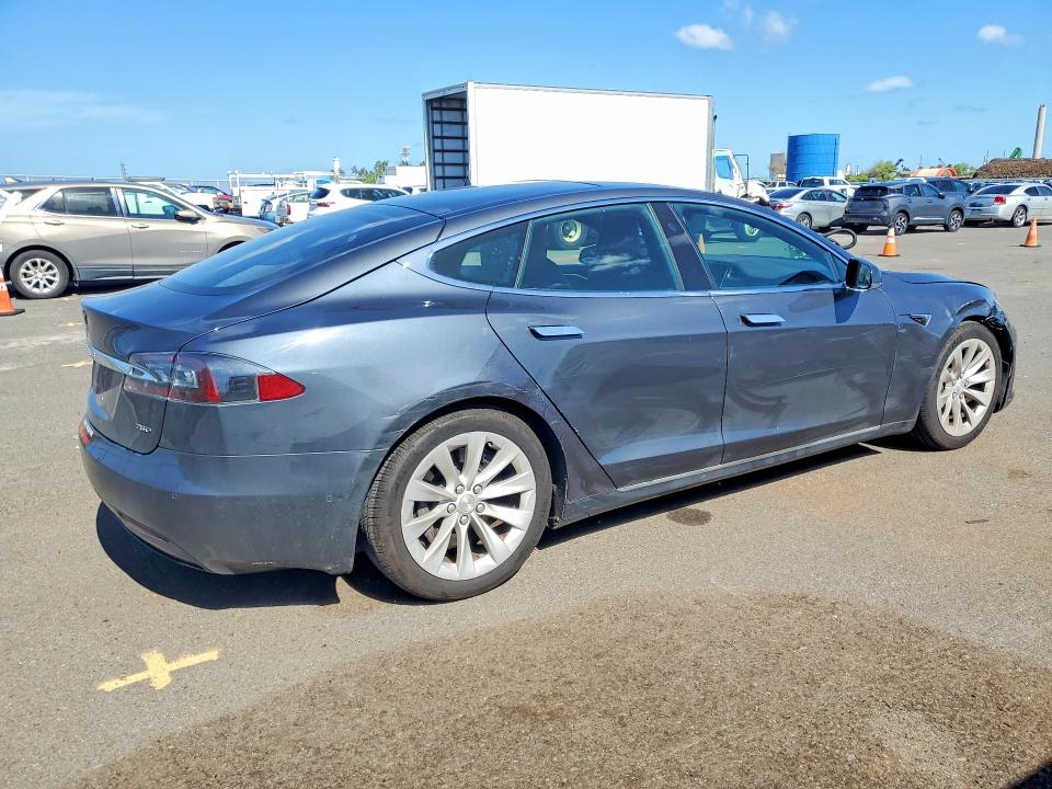 Продажа на аукционе авто 2016 Tesla Model S, vin: 5YJSA1E20GF170330, номер лота: 52952736