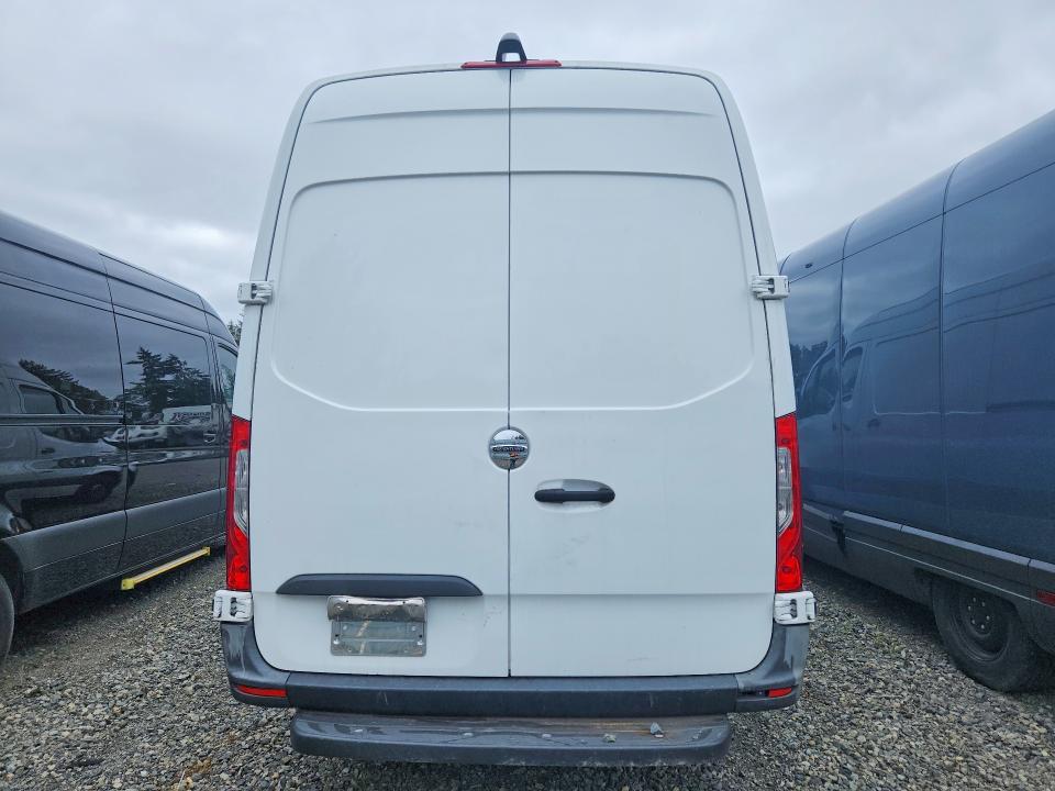 2021 Freightliner Sprinter მანქანა იყიდება აუქციონზე, vin: W2W4DCHY6MT050267, აუქციონის ნომერი: 45822816