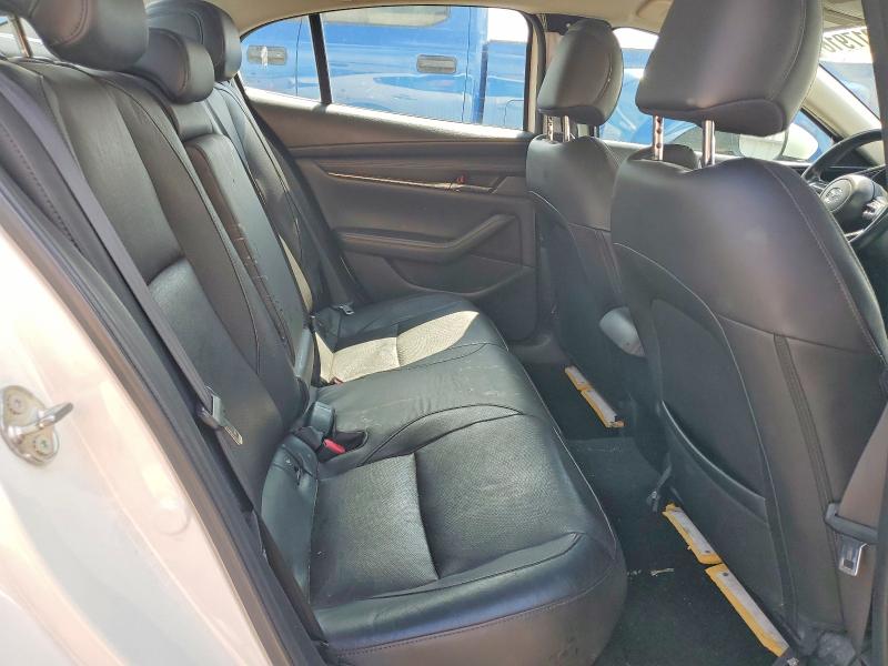 Продаж на аукціоні авто 2019 Mazda 3, vin: 3MZBPAEM0KM101817, номер лоту: 55017916