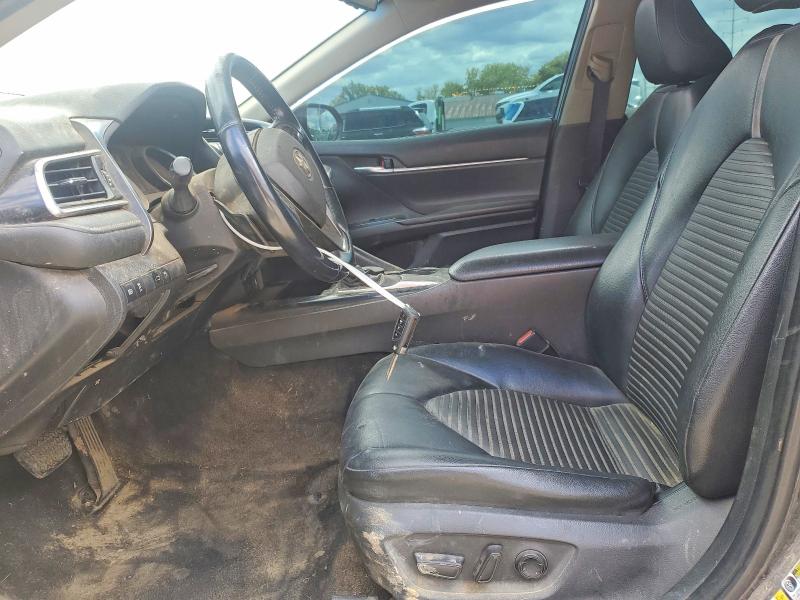 Продаж на аукціоні авто 2018 Toyota Camry, vin: 4T1B11HK9JU522505, номер лоту: 53697936
