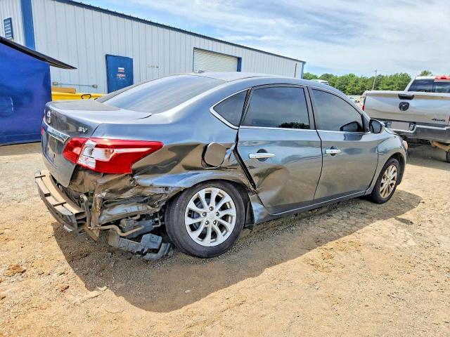 Продажа на аукционе авто 2018 Nissan Sentra, vin: 3N1AB7AP9JL631310, номер лота: 52924066
