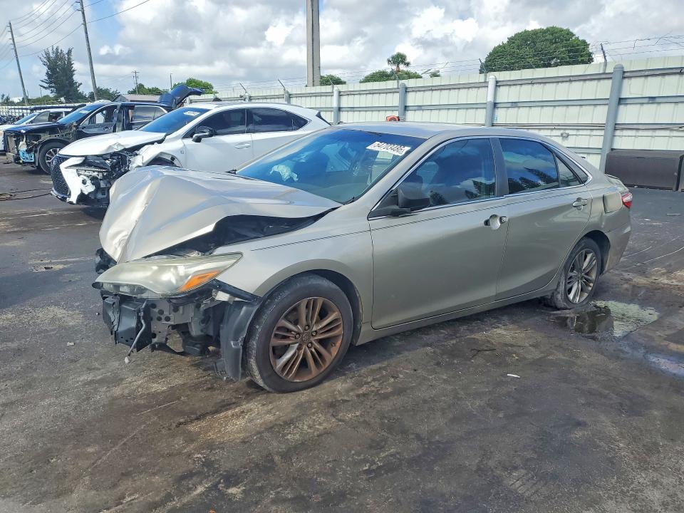 54703486 :رقم المزاد ، 4T1BF1FK3GU554167 vin ، 2016 Toyota Camry مزاد بيع