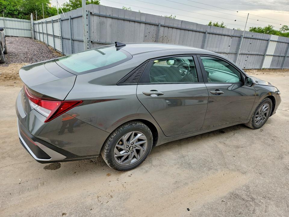 Продажа на аукционе авто 2024 Hyundai Elantra, vin: KMHLM4DG4RU691521, номер лота: 55352796