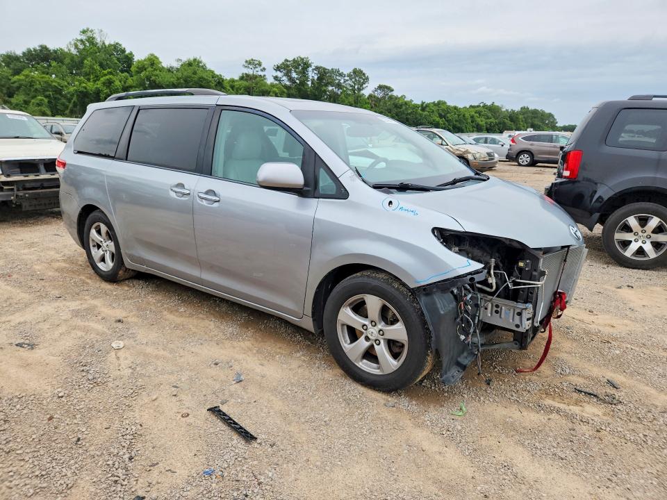Продажа на аукционе авто 2013 Toyota Sienna, vin: 5TDYK3DC4DS323618, номер лота: 52769476