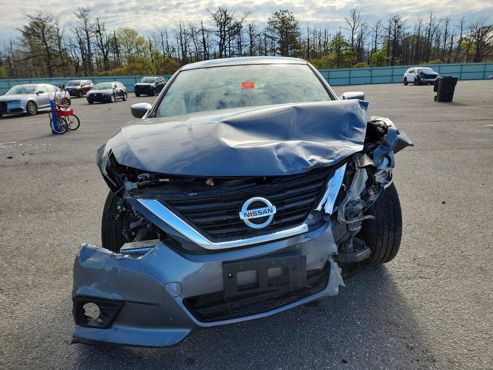 Продажа на аукционе авто 2017 Nissan Altima, vin: 1N4AL3AP7HC495791, номер лота: 53270766