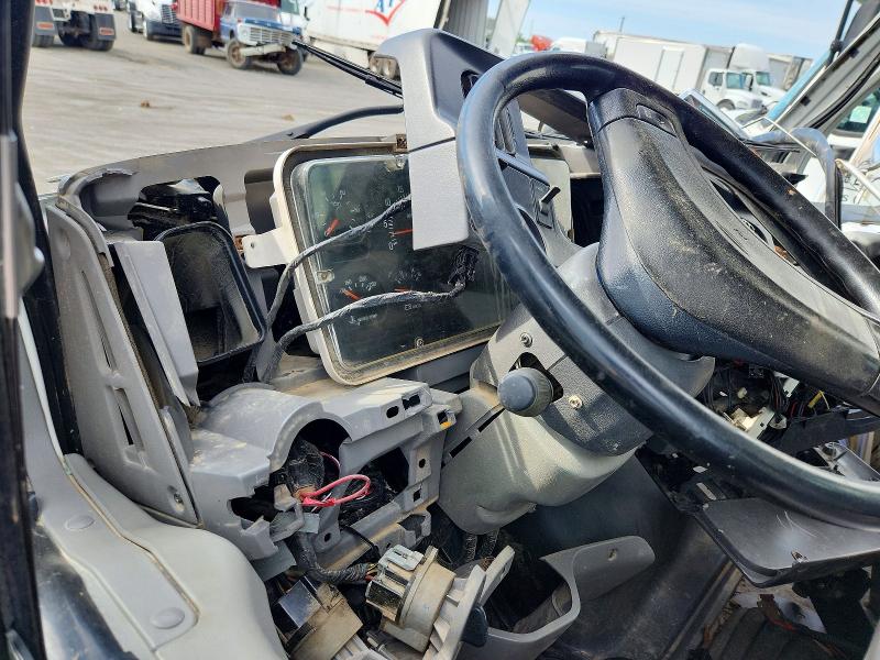 Aukcja sprzedaży 2000 Sterling Truck L7500, vin: 2FZHAJBA7YAG89682, numer aukcji: 51482556