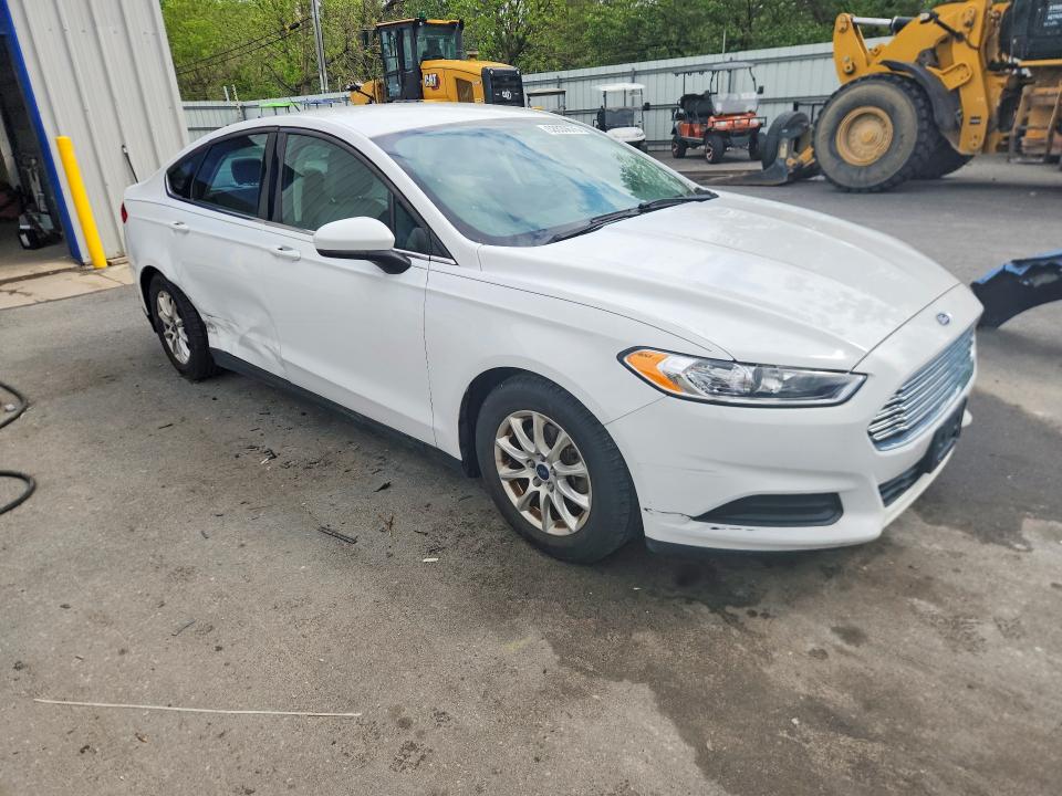 52830676 :رقم المزاد ، 3FA6P0G77GR212130 vin ، 2016 Ford Fusion مزاد بيع