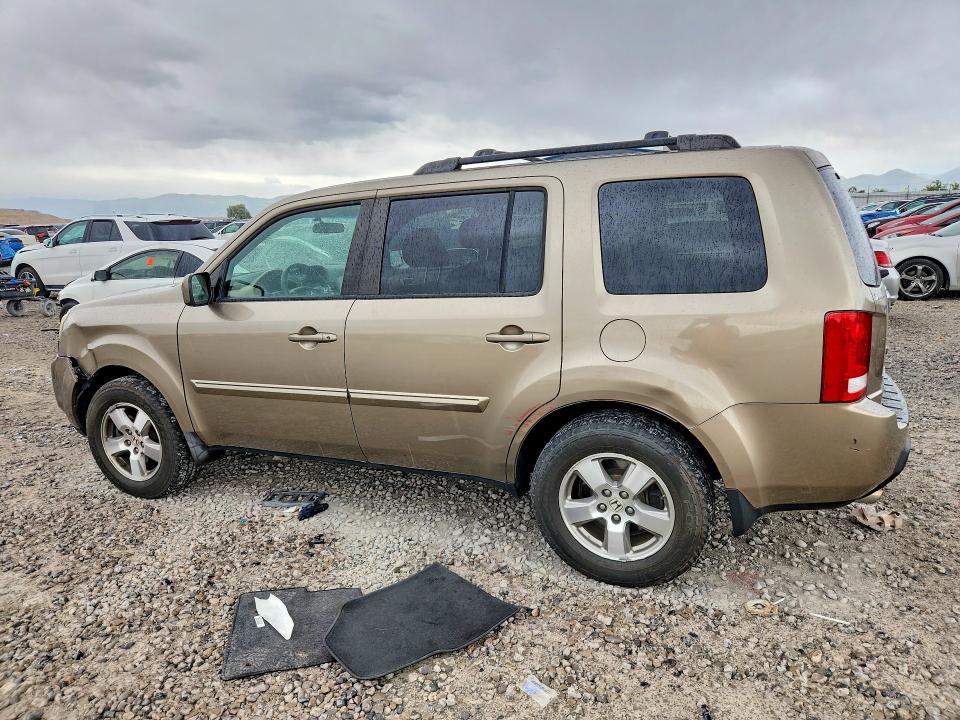 55768926 :رقم المزاد ، 5FNYF4H47AB006140 vin ، 2010 Honda Pilot مزاد بيع