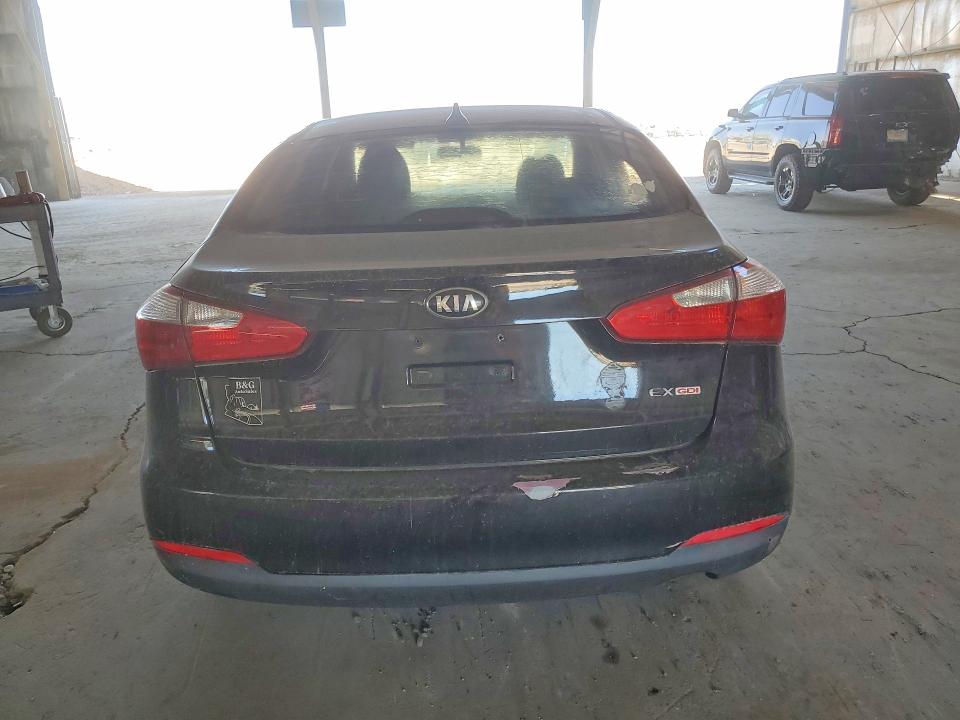 52905116 :رقم المزاد ، KNAFK4A60G5614281 vin ، 2016 Kia Forte مزاد بيع