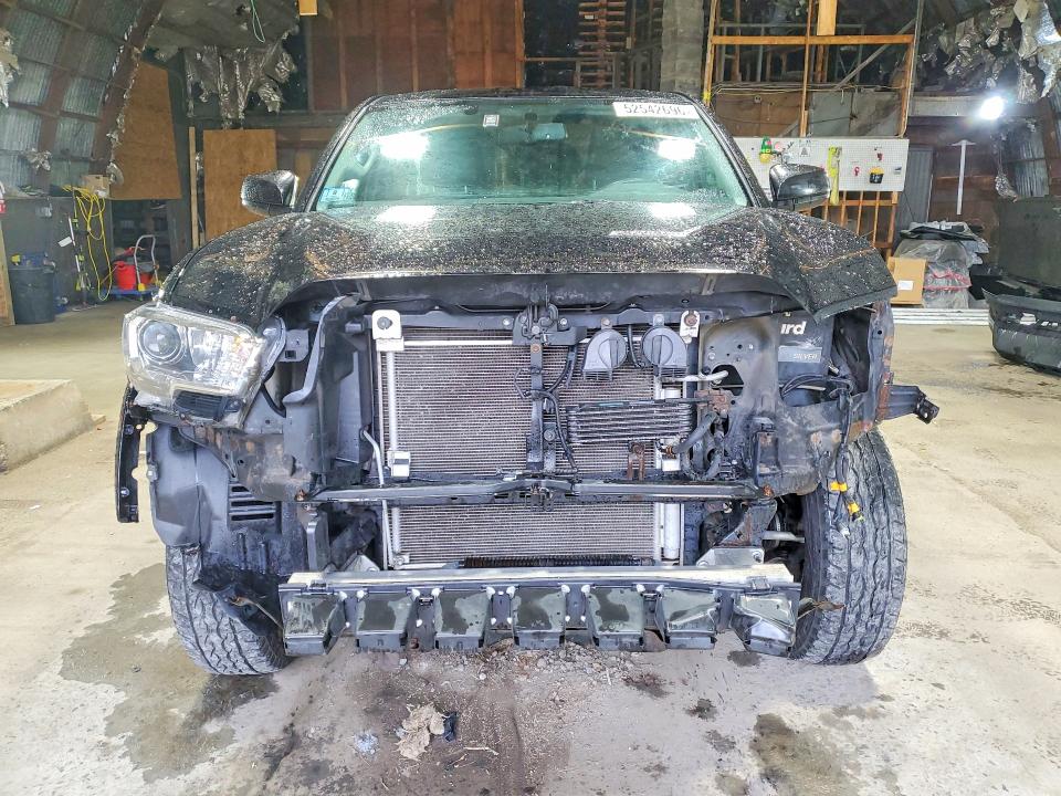 2017 Toyota Tacoma მანქანა იყიდება აუქციონზე, vin: 5TFSZ5AN6HX090313, აუქციონის ნომერი: 52542696