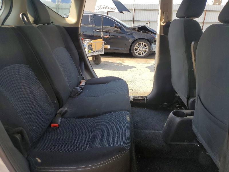 52823806 :رقم المزاد ، 3N1CE2CP3JL352189 vin ، 2018 Nissan Versa Note مزاد بيع