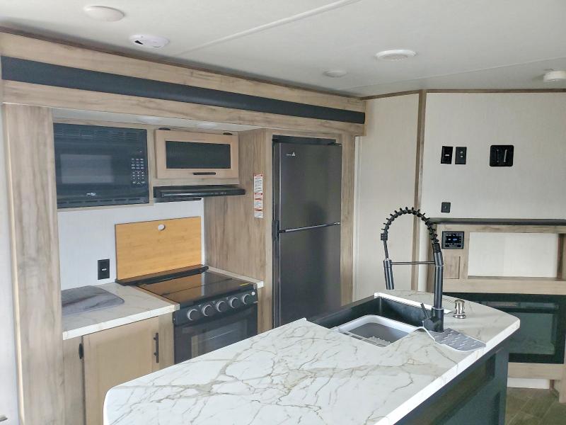 Продажа на аукционе авто 2022 Forest River Cherokee Forest Riv, vin: 5ZT2CKYB9N2006536, номер лота: 50079146