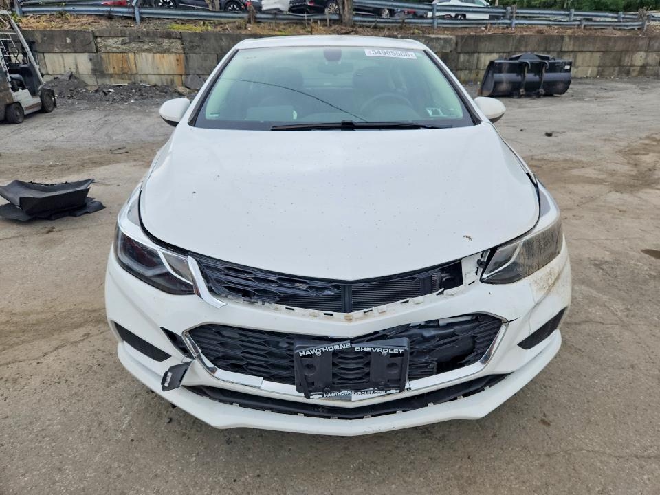 54905566 :رقم المزاد ، 1G1BE5SM0H7276858 vin ، 2017 Chevrolet Cruze مزاد بيع