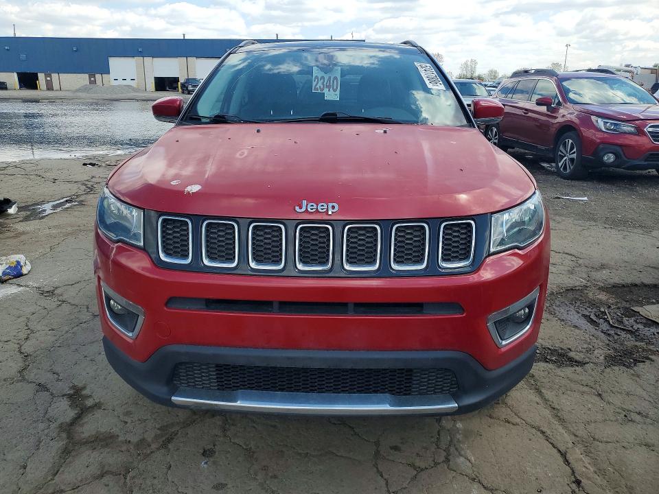 52417886 :رقم المزاد ، 3C4NJDCB1JT367193 vin ، 2018 Jeep Compass مزاد بيع