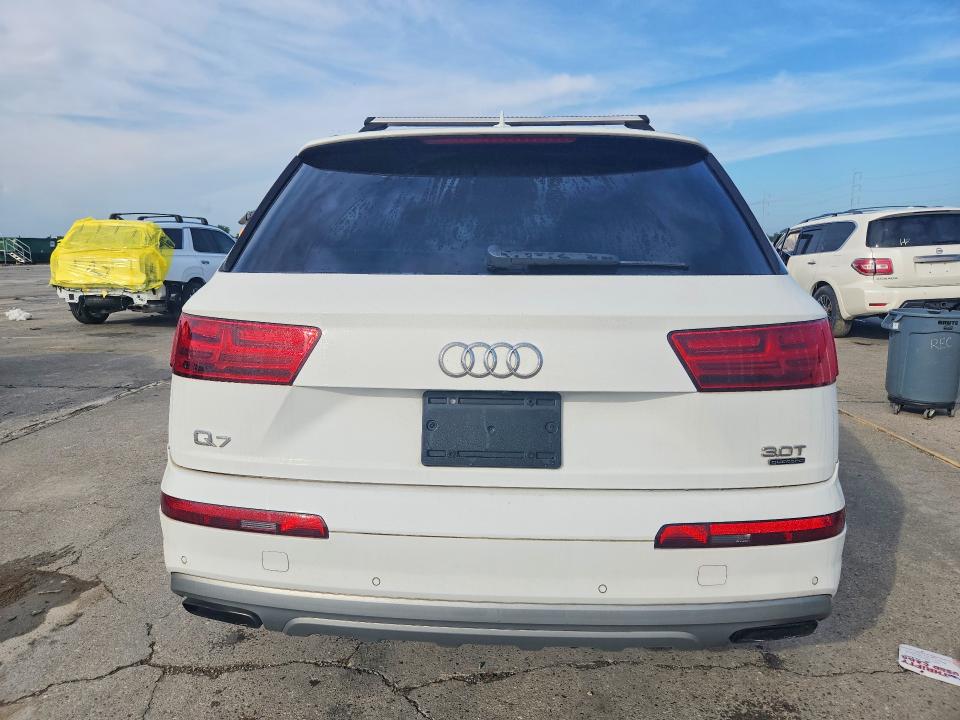 54854216 :رقم المزاد ، WA1LAAF78HD044461 vin ، 2017 Audi Q7 مزاد بيع
