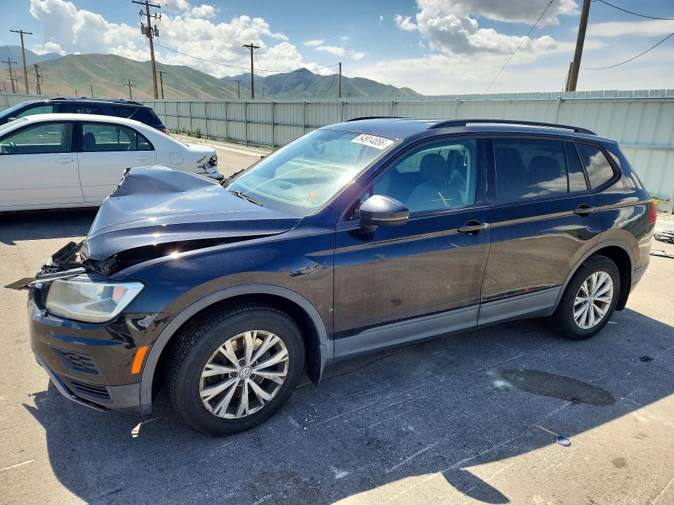 Продажа на аукционе авто 2018 Volkswagen Tiguan, vin: 3VV0B7AX8JM088102, номер лота: 54914856