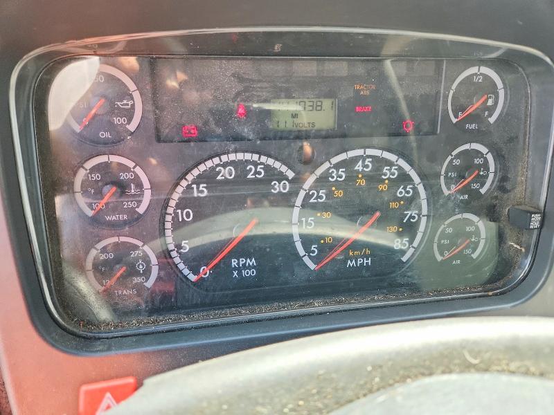 53693206 :رقم المزاد ، 1FVACXDC37HZ41550 vin ، 2007 Freigliner M2 مزاد بيع