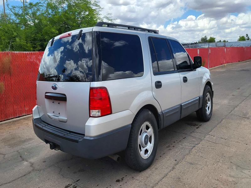 2004 Ford Expedition მანქანა იყიდება აუქციონზე, vin: 1FMRU13W64LB74351, აუქციონის ნომერი: 52101916