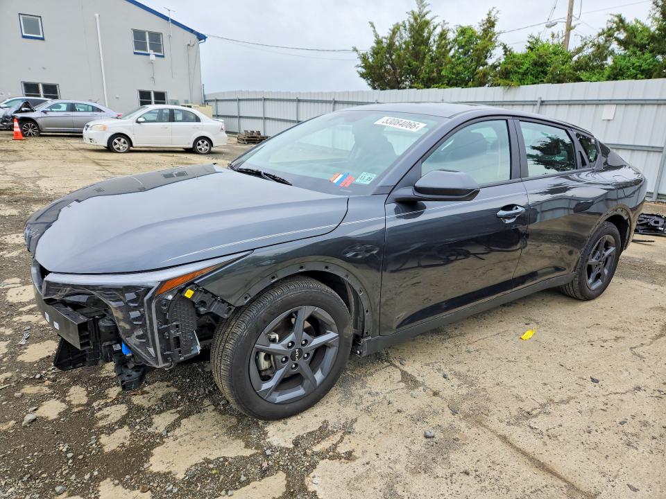 2025 Kia K4 მანქანა იყიდება აუქციონზე, vin: 3KPFT4DE6SE024750, აუქციონის ნომერი: 53084066