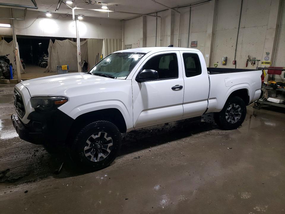 Aukcja sprzedaży 2017 Toyota Tacoma, vin: 5TFRX5GNXHX093663, numer aukcji: 51895636