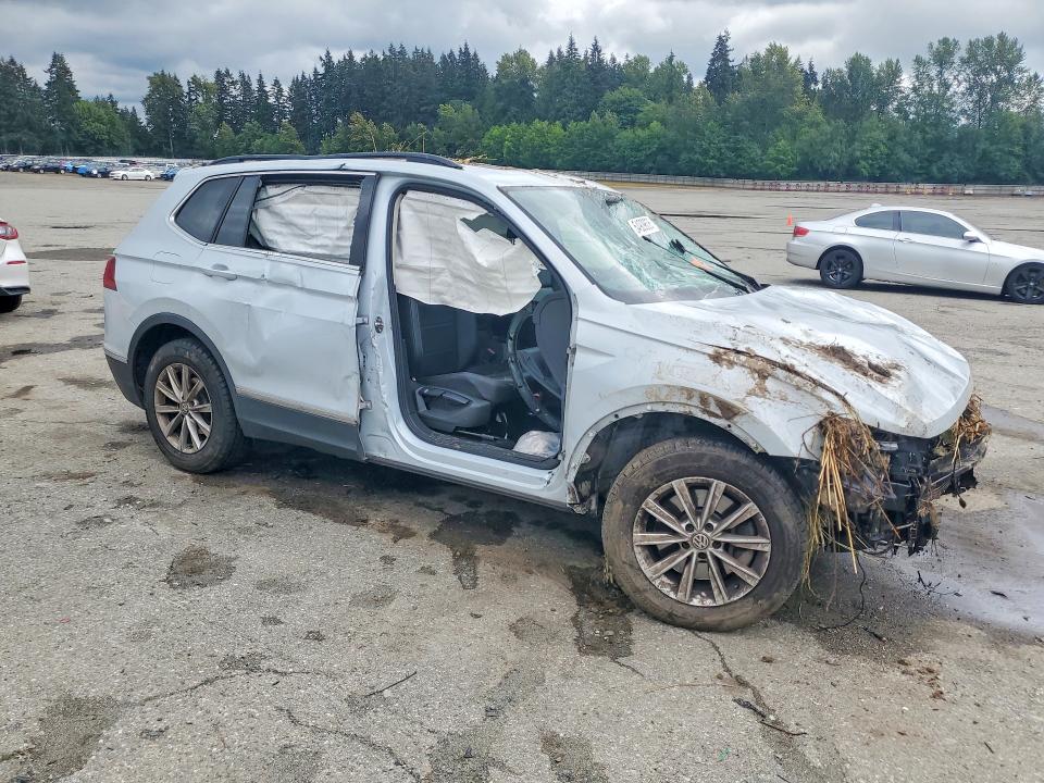54909606 :رقم المزاد ، 3VV2B7AX1JM115309 vin ، 2018 Volkswagen Tiguan مزاد بيع