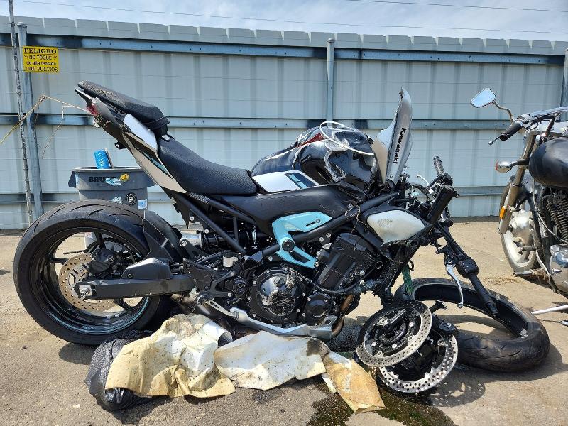 Продажа на аукционе авто 2025 Kawasaki Zr900, vin: ML5ZRDS15SDA04466, номер лота: 53229526