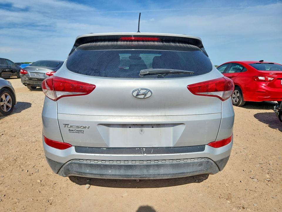 54109396 :رقم المزاد ، KM8J33A49HU452351 vin ، 2017 Hyundai Tucson مزاد بيع