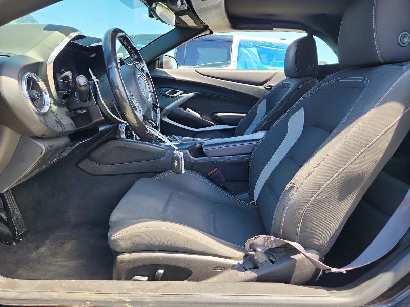 53957746 :رقم المزاد ، 1G1FB3DSXH0197300 vin ، 2017 Chevrolet Camaro مزاد بيع