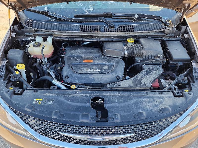 53112846 :رقم المزاد ، 2C4RC1GG2HR564872 vin ، 2017 Chrysler Pacifica مزاد بيع