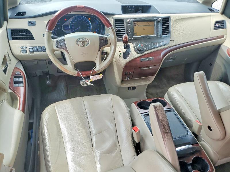 53634826 :رقم المزاد ، 5TDYK3DC3CS189103 vin ، 2012 Toyota Sienna مزاد بيع
