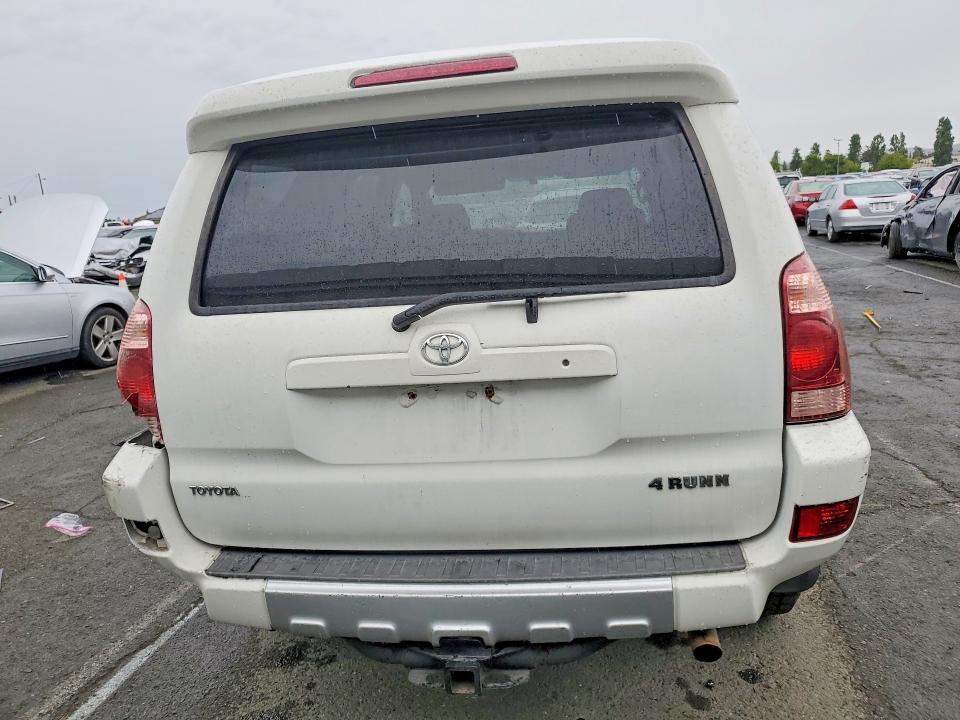 52203416 :رقم المزاد ، JTEBT14R758021429 vin ، 2005 Toyota 4runner مزاد بيع