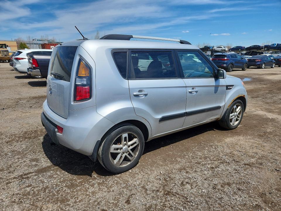 Auction sale of the 2011 Kia Soul, vin: KNDJT2A24B7347784, lot number: 53352576