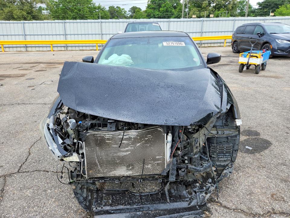52761096 :رقم المزاد ، 1N4AA6AP2HC414381 vin ، 2017 Nissan Maxima مزاد بيع