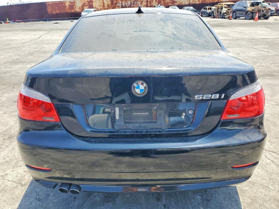 52270956 :رقم المزاد ، WBANU5C58AC129499 vin ، 2010 Bmw 528 مزاد بيع