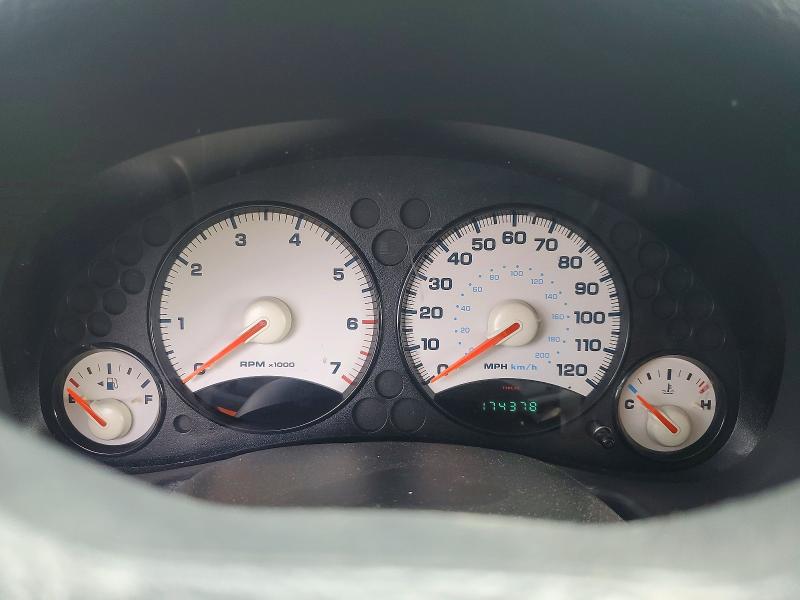 54798966 :رقم المزاد ، 1J4GL38K52W357360 vin ، 2002 Jeep Liberty مزاد بيع