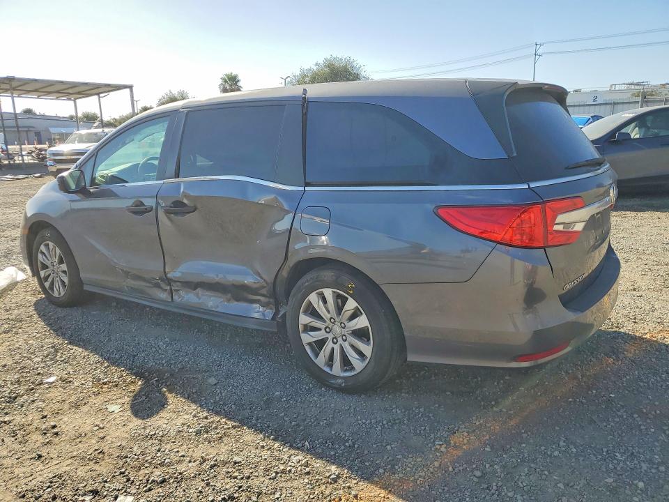 55463296 :رقم المزاد ، 5FNRL6H28JB036111 vin ، 2018 Honda Odyssey مزاد بيع